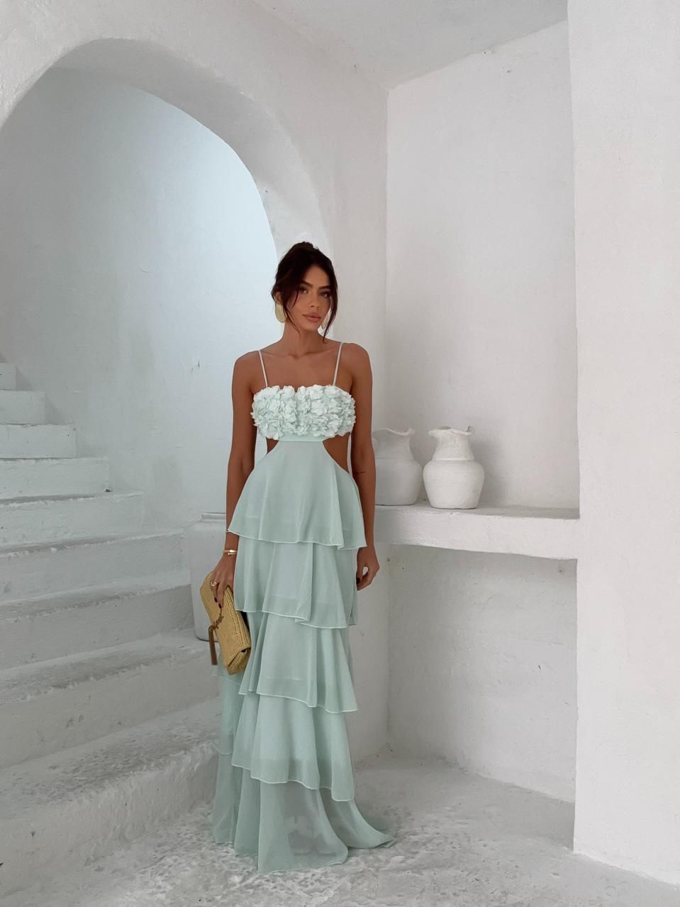 Vestido Longo Com Babados e Aplicação de Flores Modern Flowers