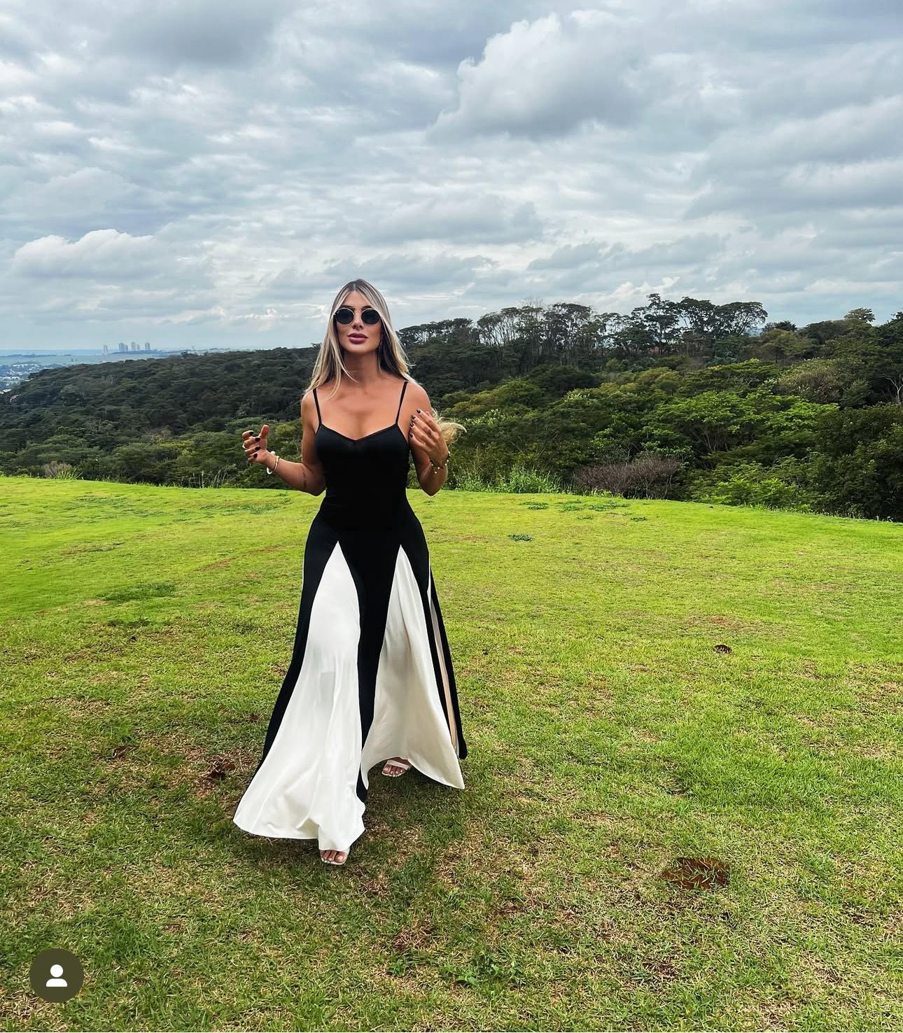 Vestido Longo Modern Bella