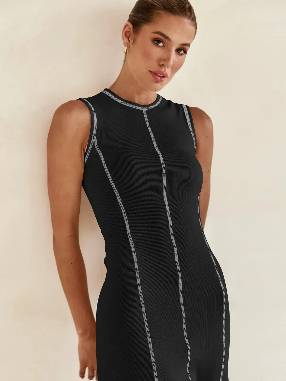 Vestido Midi de Malha Sem Mangas Modern Eleganza