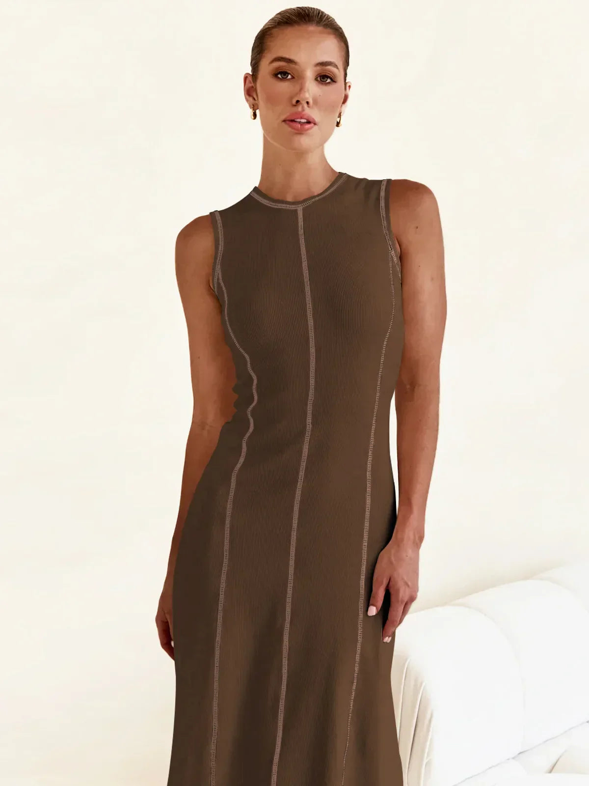 Vestido Midi de Malha Sem Mangas Modern Eleganza