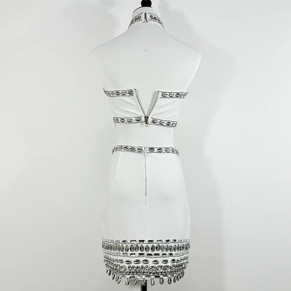 Vestido Curto com Pedrarias Cristal