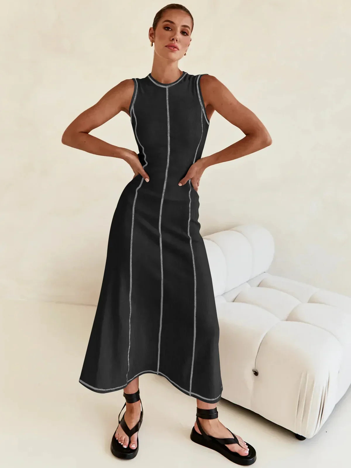 Vestido Midi de Malha Sem Mangas Modern Eleganza