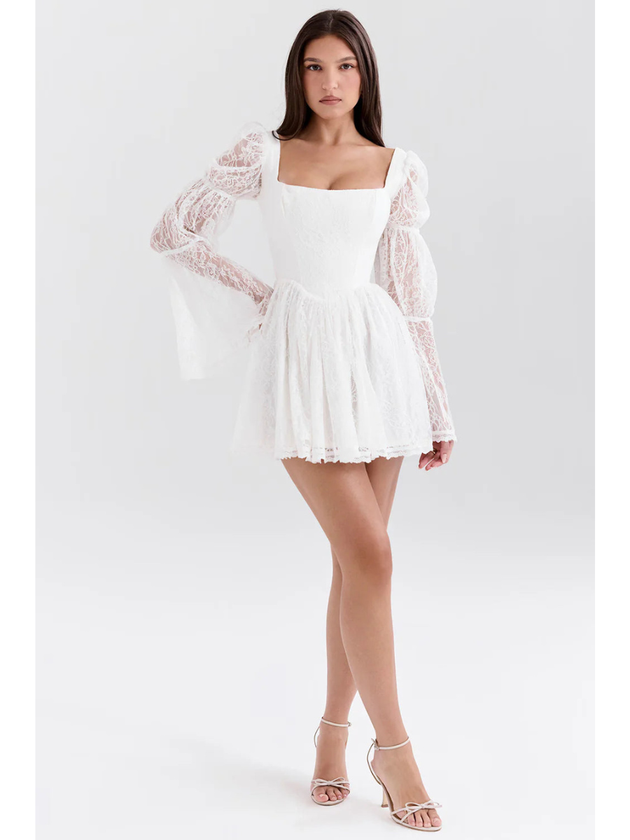 Vestido Curto Branco Modern Grace - GOLDEN ERA