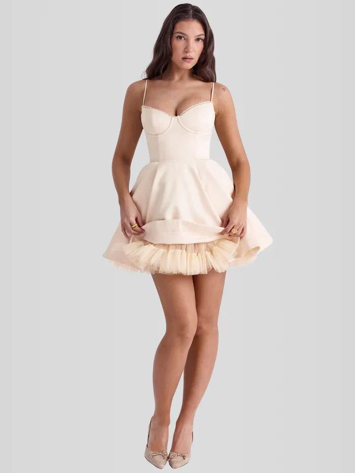 Vestido Curto com Forro Modern Chloe