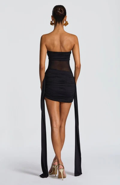 Vestido Curto Sem Alças Detalhe Assimétrico Pendurado Modern Fiorella