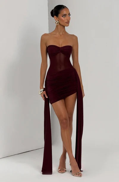 Vestido Curto Sem Alças Detalhe Assimétrico Pendurado Modern Fiorella