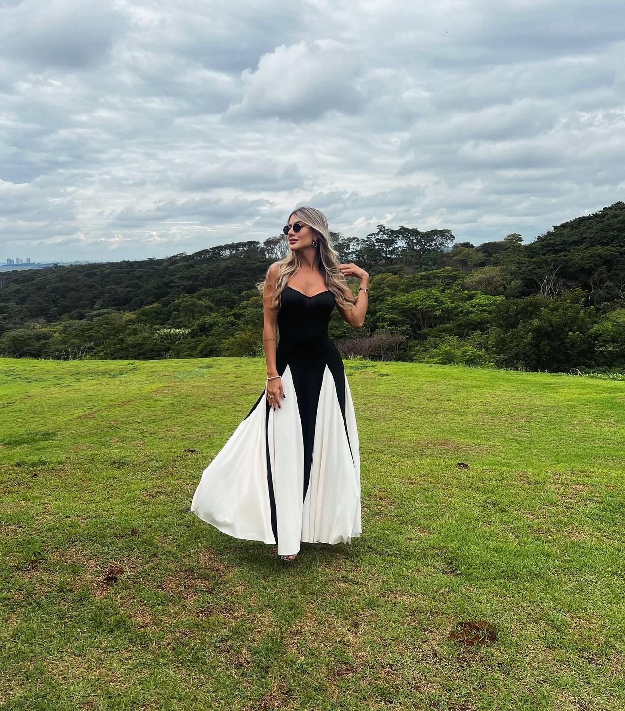 Vestido Longo Modern Bella