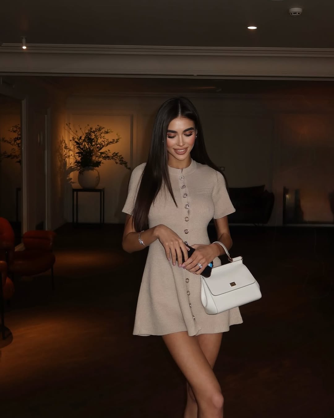 Vestido Curto Tricô com Botões Modern Bele