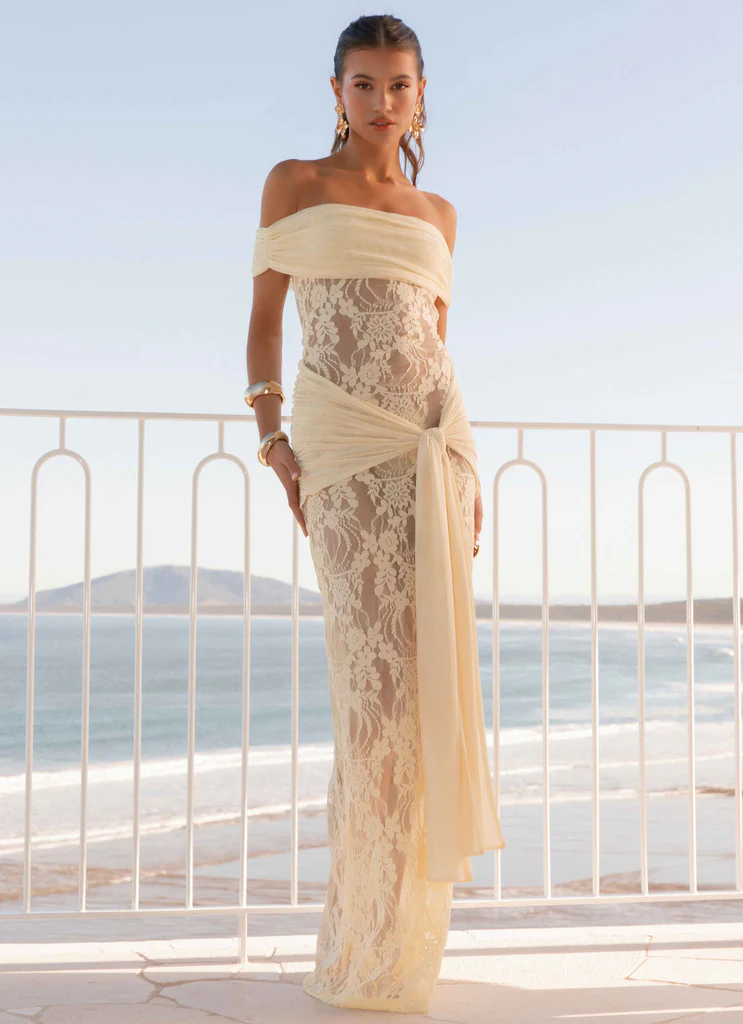 Vestido Ombro a Ombro Rendado Com Detalhe Pendurado Modern Gracie